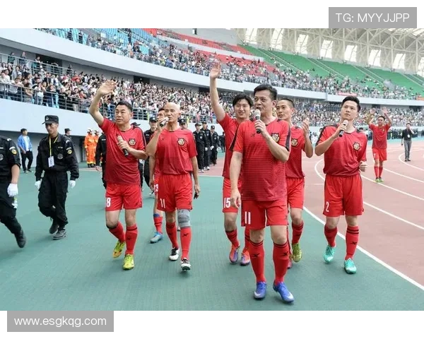 香港足球CBA与内地联赛协同发展路径探索与新机遇解析 香港足球CBA与内地联赛协同发展路径探索与新机遇解析