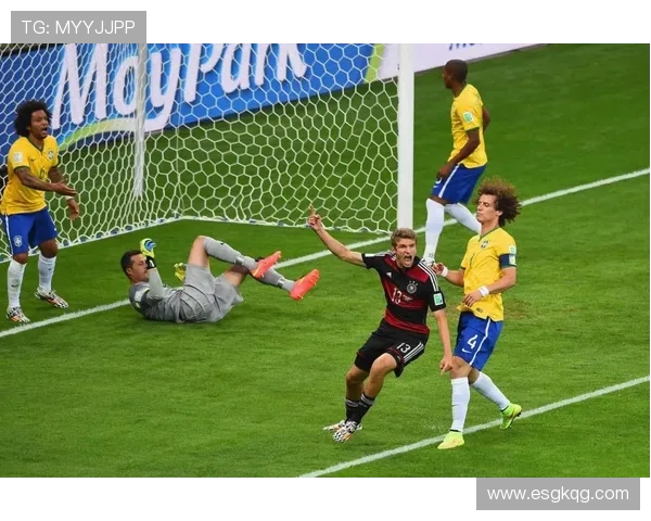 2014年巴西世界杯德国队完整阵容及关键球员表现分析 2014年巴西世界杯德国队完整阵容及关键球员表现分析